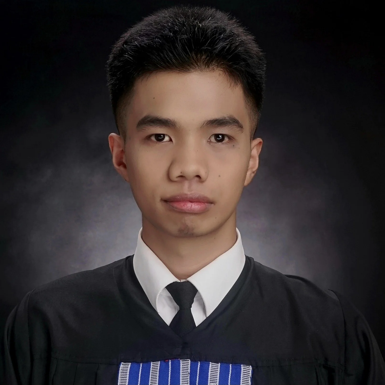 BSEd Math Graduation Christony Guinanghan Duyapat college graduation picture